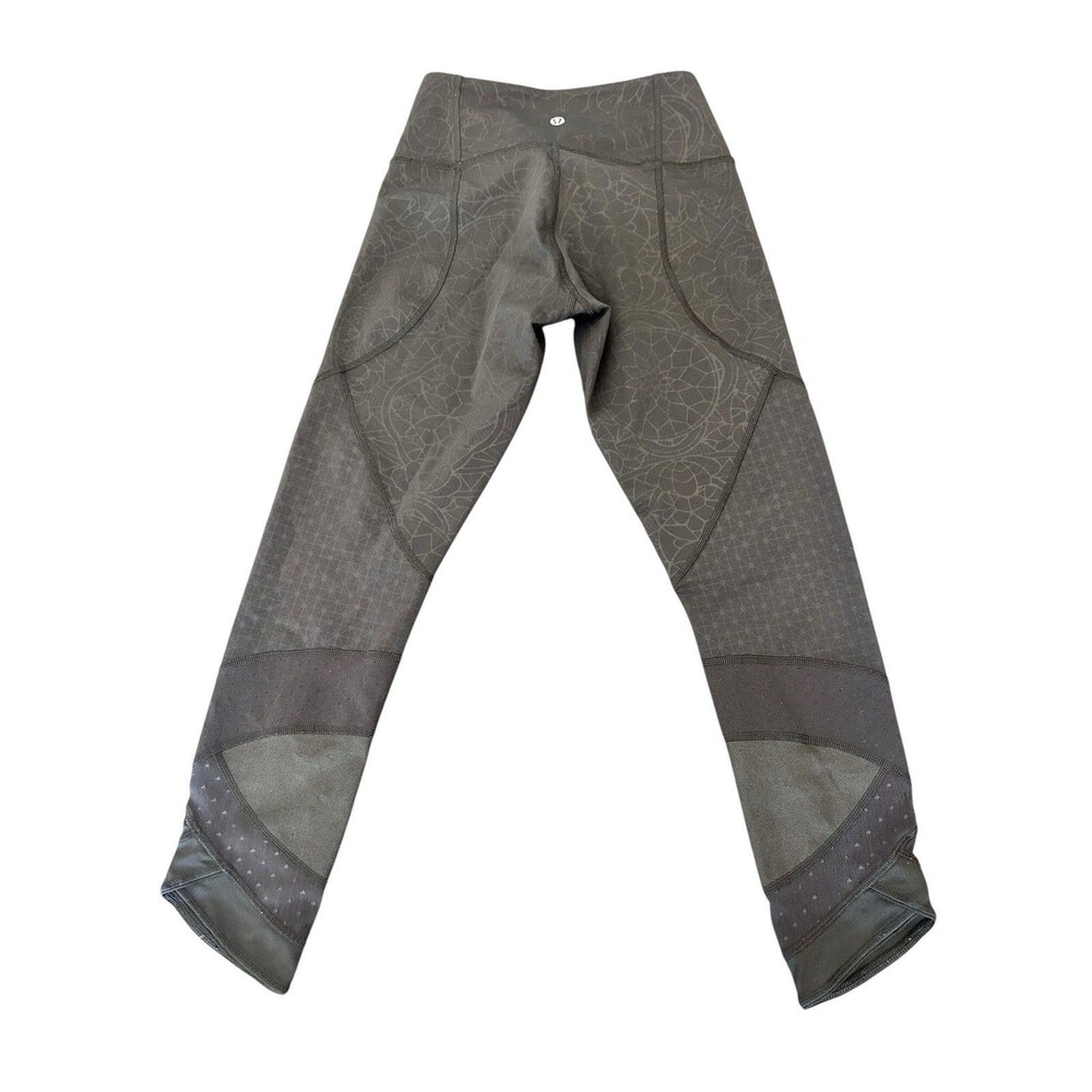 Lululemon Crop Leggings Womens 4 Black Mesh Panel Geometric Print Yoga Gym